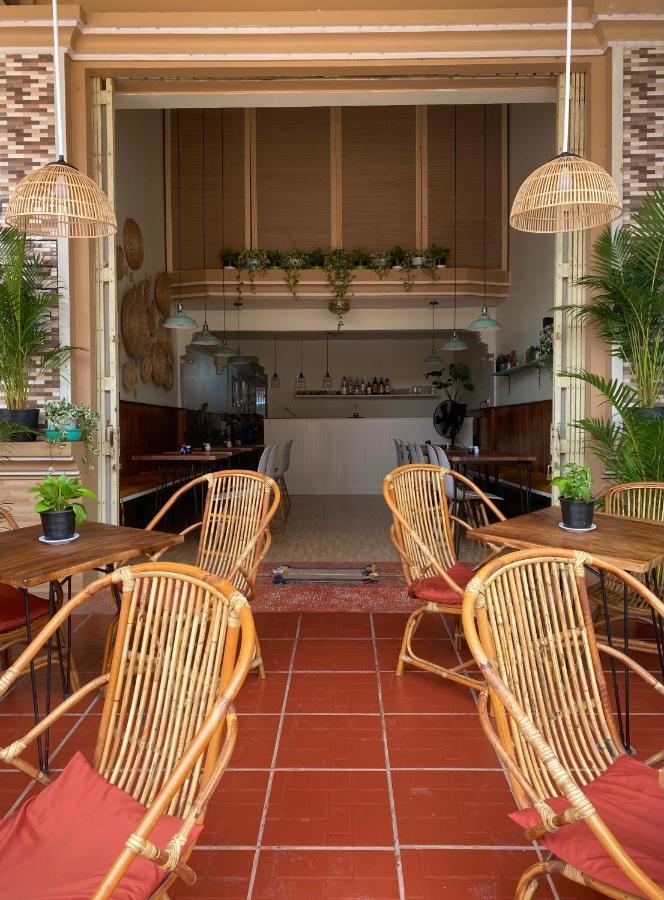 Rue Bai Guesthouse Кратьє Екстер'єр фото