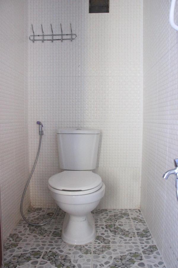 Rue Bai Guesthouse Кратьє Екстер'єр фото